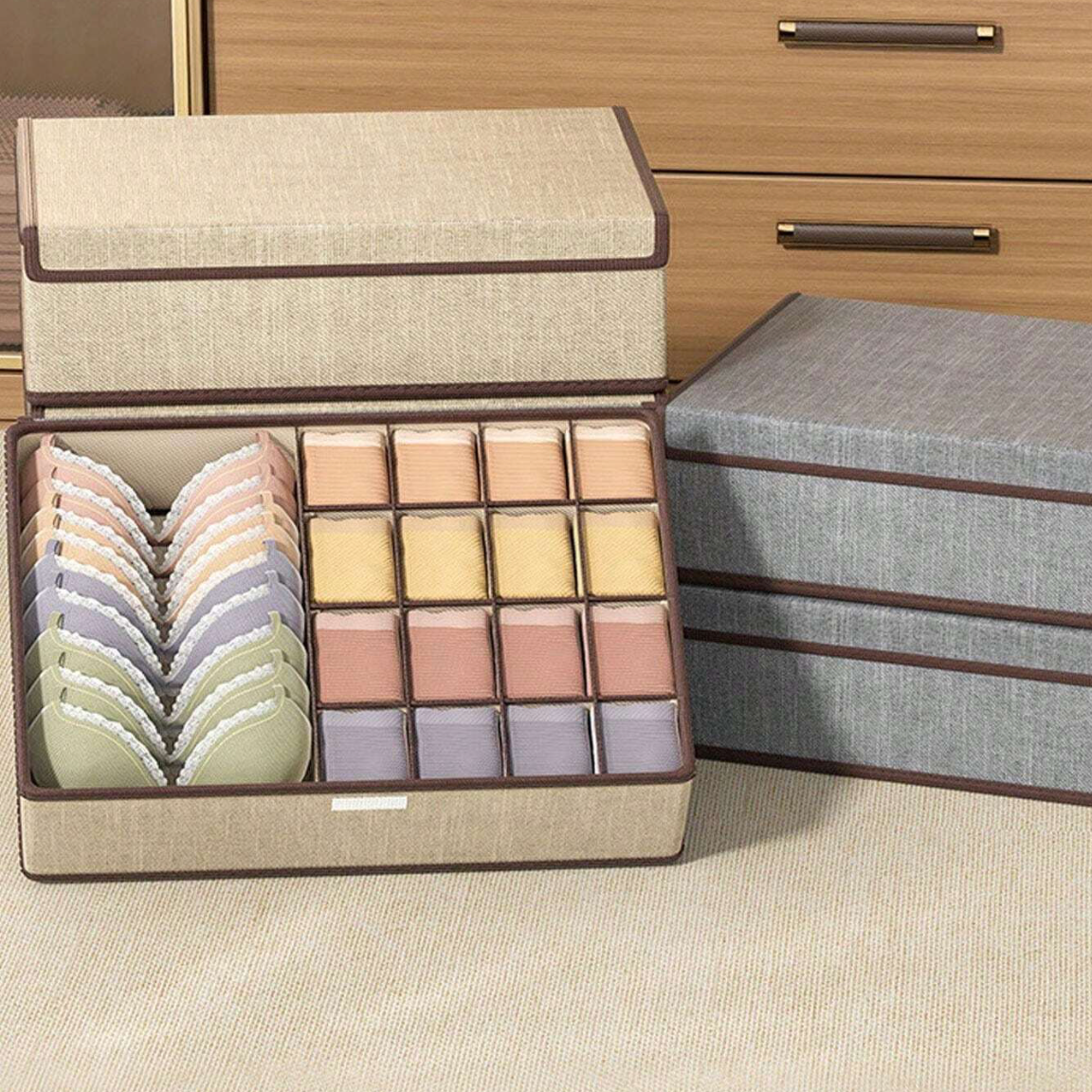 Large Clothes Storage Box with Cover